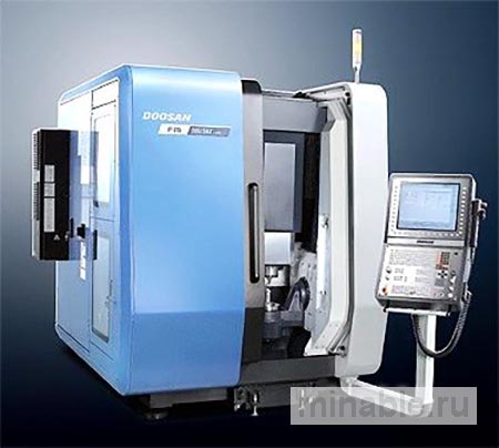Doosan представляет новый пятиосный обрабатывающий центр FM200/5AX Linear
