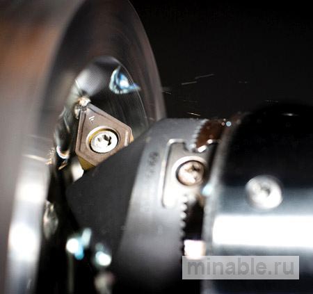 Бесшумная токарная обработка с цифровым подключением