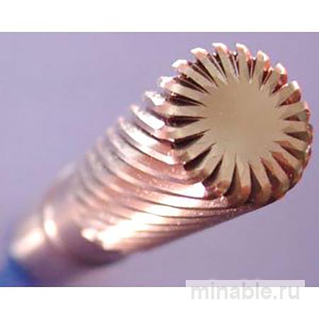 Концевые фрезы удаляют титан на высоких скоростях