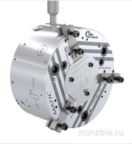 Трехкулачковый патрон с электроприводом для цифровой фабрики