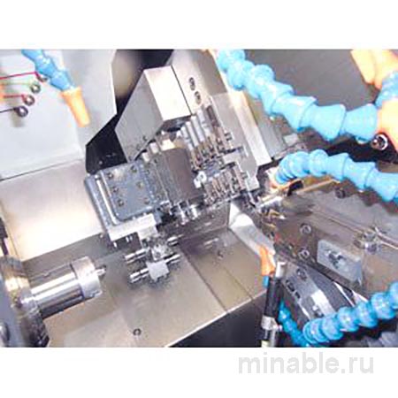 Швейцарский 5+2-осевой токарный центр Tornos для производства медицинского оборудования