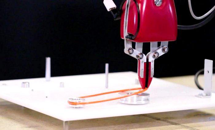 Роботы учатся манипулировать произвольными объектами