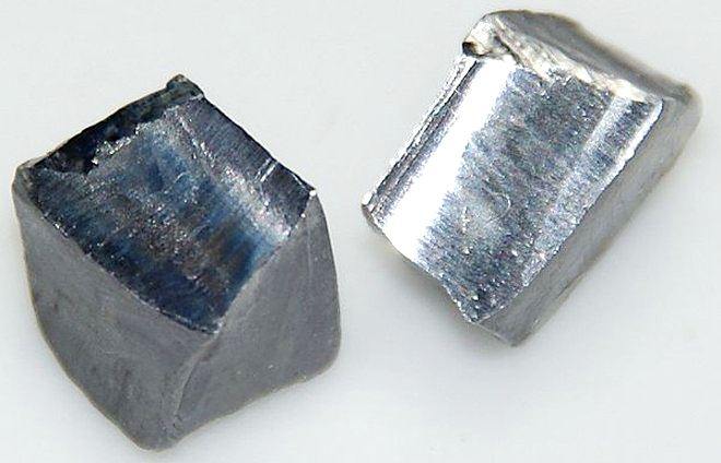 Свинец прочнее стали при достаточном сжатии