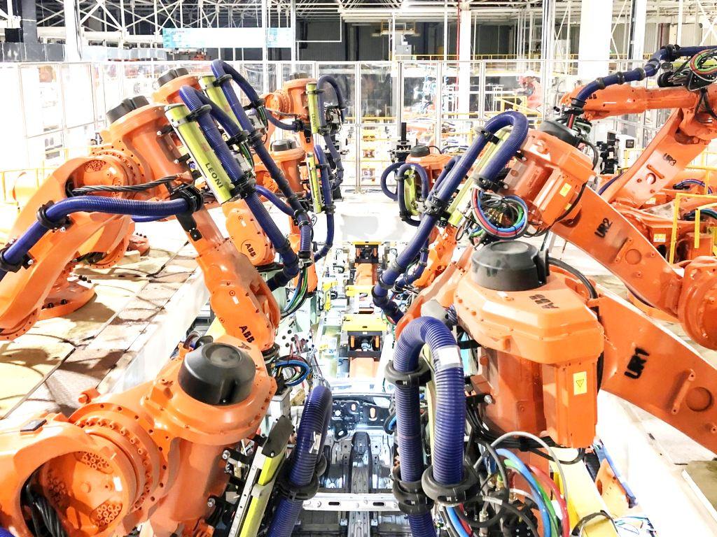 Собрать автомобиль за 46 секунд