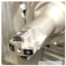 Комбинированный инструмент для растачивания предохранительных заглушек автодвигателей