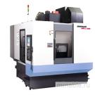 Вертикальный многоцелевой станок VC430 компании Doosan для точной резки твердосплавных материалов и зеркальной полировки поверхностей